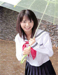 《演员孙玮妻子》
