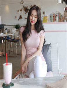 《《乳色吐息》无删减版在线观看》