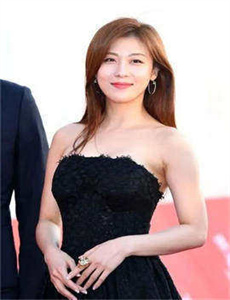 两女一个杯子/回到古代娶女帝