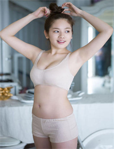 性饥渴的漂亮女邻居BD视频,单亲真实乱子伦免费视频